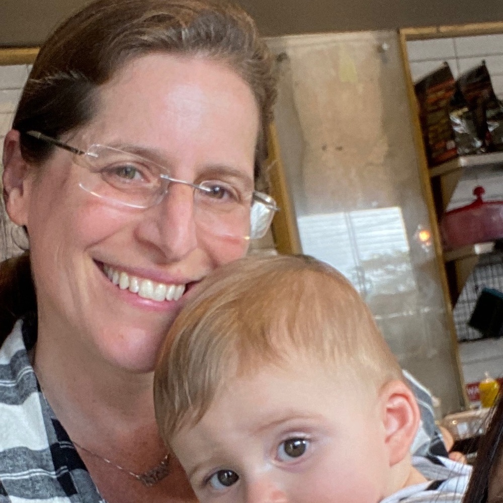 Meet your Posher, Jennifer